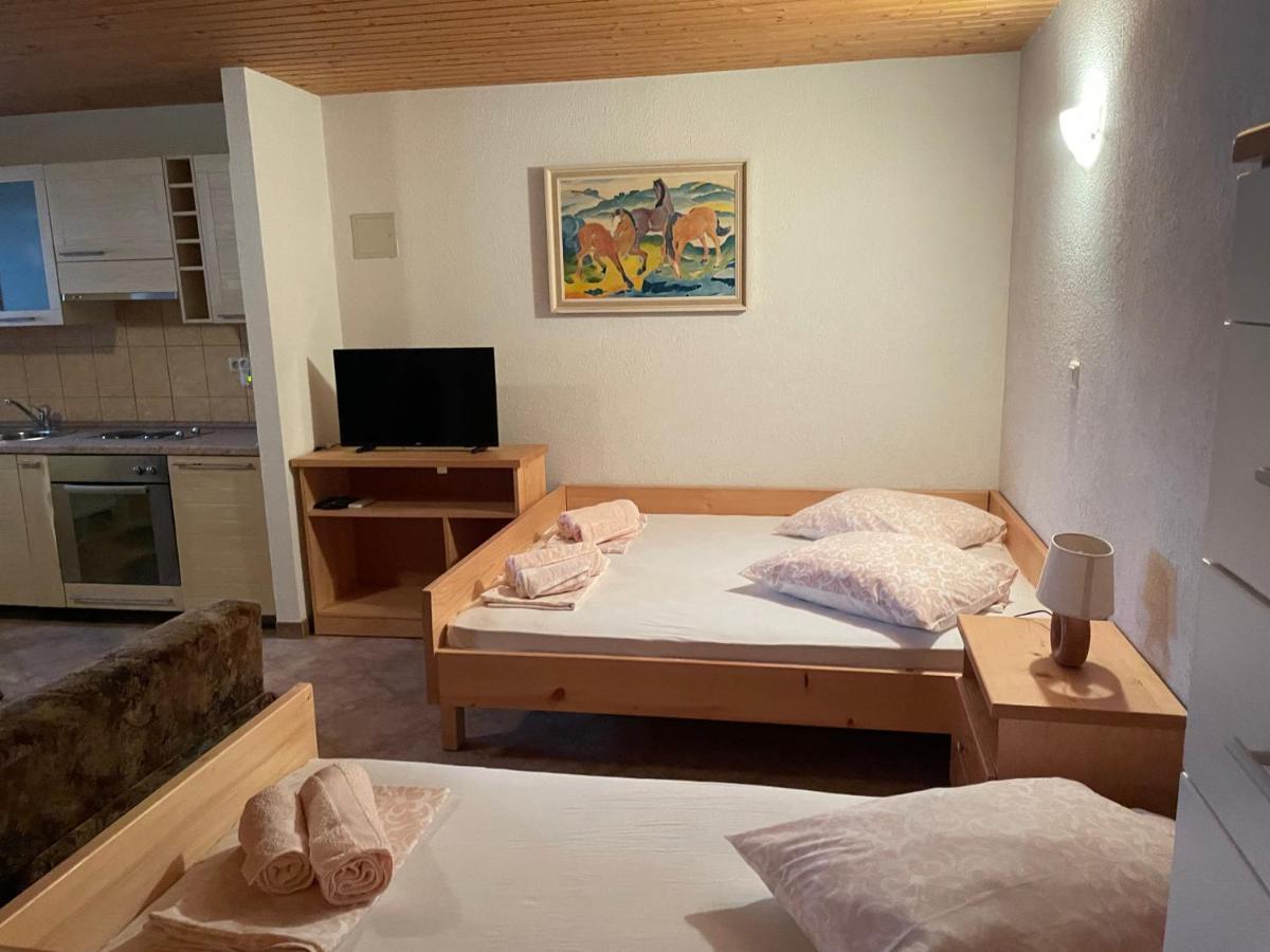 Apartmenthaus Punta **** Сплітська Екстер'єр фото